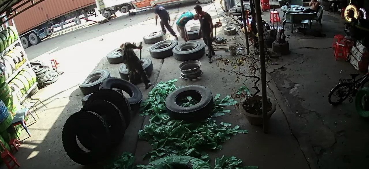 LỐP XE CONTAINER - VỎ XE ĐẦU KÉO GIÁ RẺ TẠI BÌNH DƯƠNG